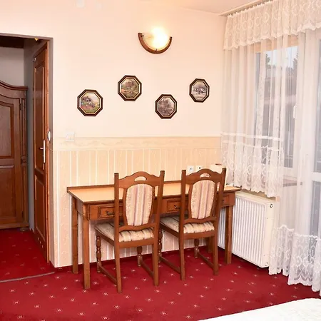 게스트하우스 Cichy Kacik W Karpaczu 카르파츠